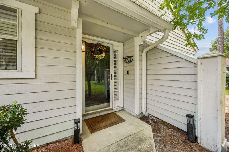 2 bedroom Townhouse at 8203 Dunbarton Court, Highland Lakes, Jacksonville — photo 4