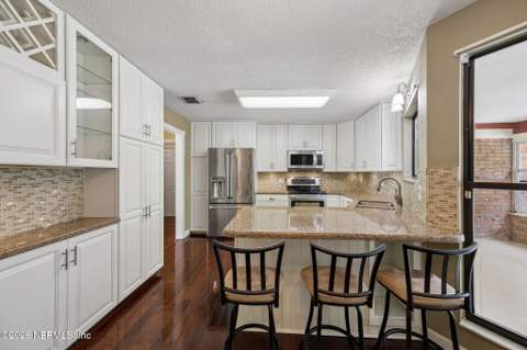 2834 Circle Ridge Drive, Orange Park FL - photo 11 of 45