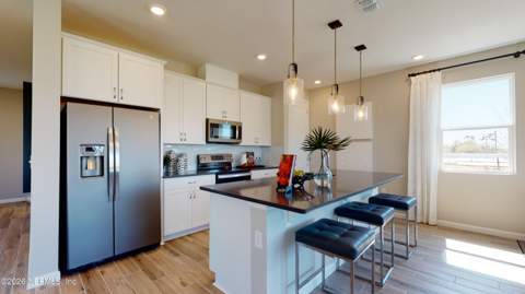 8138 Marietta Still Drive, Jacksonville FL - photo 7 of 18