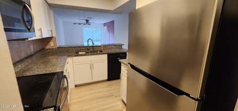 5011 S Fulham Road, Jacksonville FL - photo 11 of 21