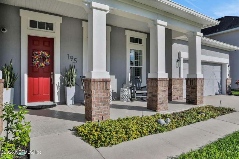 4 bedroom Single Family Residence at 195 Manor Lane, Oxford Estates, St. Johns — photo 2