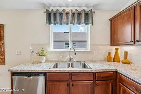 1380 Panther Preserve Parkway, Jacksonville FL - photo 11 of 28
