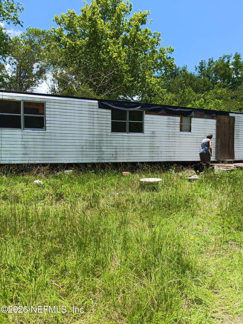 3 bedroom Mobile Home at 147 2nd Way, College Park Estates, Interlachen — photo 2