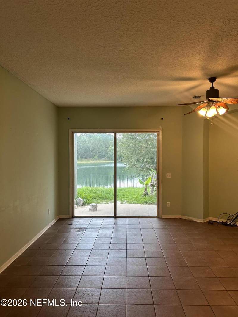 5 bedroom Single Family Residence at 913 Otter Creek Drive, Timber Lake, Orange Park — photo 4