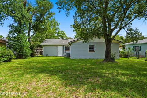 7428 White Alder Dr Drive, Jacksonville FL - photo 23 of 25