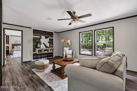 4819 Joan Avenue, Middleburg FL - photo 8 of 58