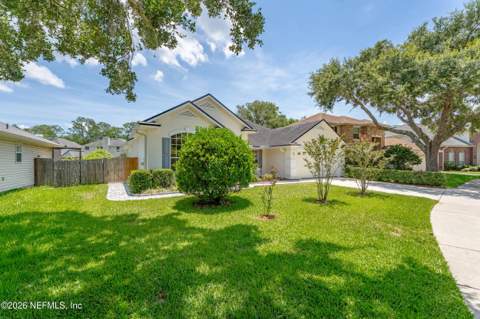 4444 Summer Walk Court, Jacksonville FL - photo 7 of 73