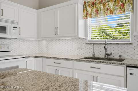 4444 Summer Walk Court, Jacksonville FL - photo 20 of 73
