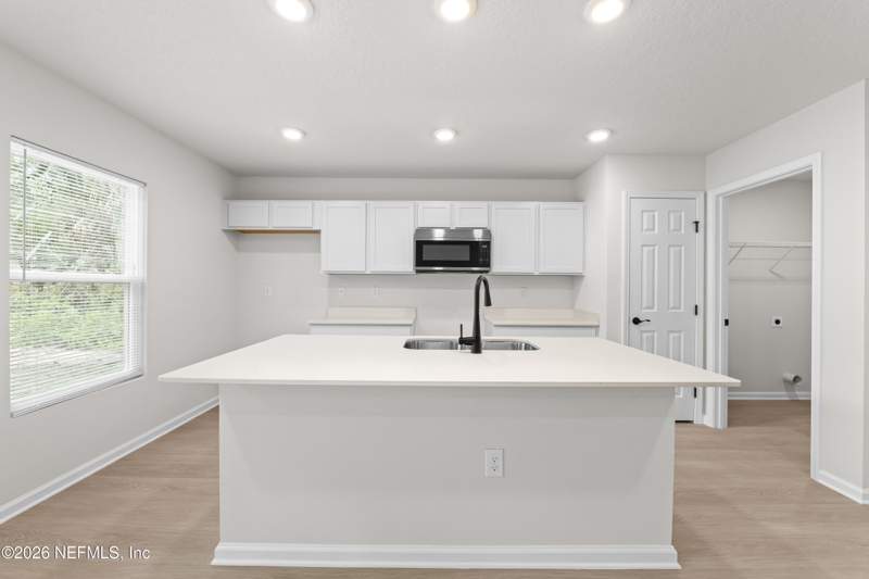 3 bedroom Single Family Residence at 1004 Stark Street, Lake Forest, Jacksonville — photo 5