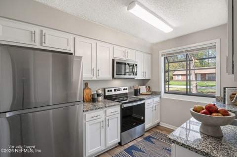 2709 Pinewood Boulevard, Middleburg FL - photo 17 of 20