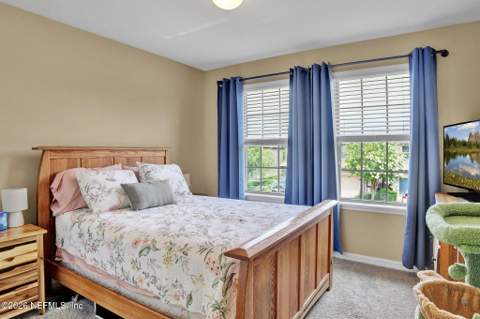 7036 Beauhaven Court, Jacksonville FL - photo 7 of 15