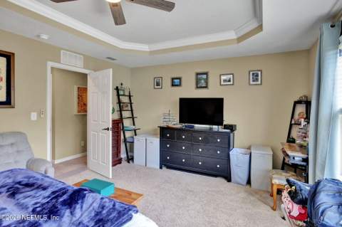 7036 Beauhaven Court, Jacksonville FL - photo 11 of 15