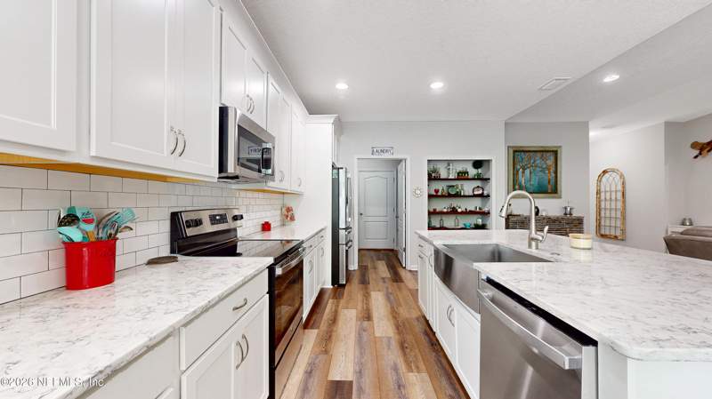 3 bedroom Single Family Residence at 1717 Austin Lake Way, Linda Lakes, Middleburg — photo 4