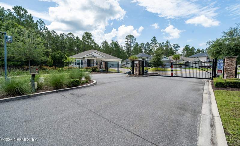 3 bedroom Single Family Residence at 1717 Austin Lake Way, Linda Lakes, Middleburg — photo 5