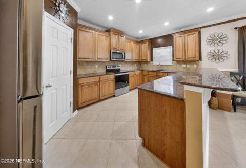 323 Broward Road, Jacksonville FL - photo 14 of 33