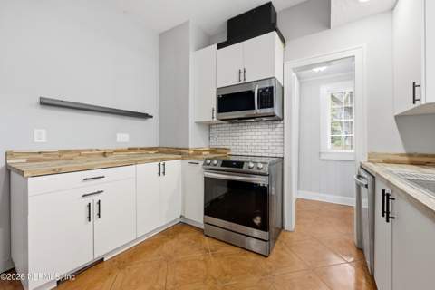 2667 Post Street, Jacksonville FL - photo 9 of 31
