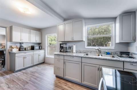 302 Park Avenue, Hastings FL - photo 8 of 21