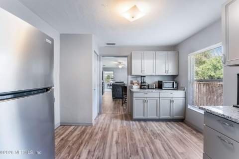 302 Park Avenue, Hastings FL - photo 11 of 21