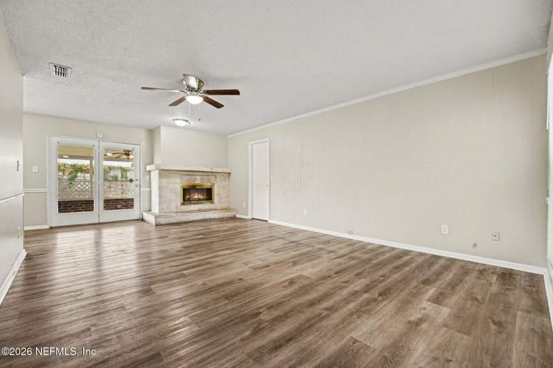 3 bedroom Single Family Residence at 8574 Blackberry Lane, Argyle Forest East, Jacksonville — photo 2