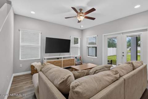 12184 Hatherden Court, Jacksonville FL - photo 13 of 49