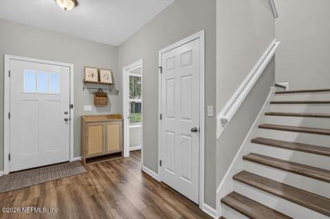 12184 Hatherden Court, Jacksonville FL - photo 7 of 49