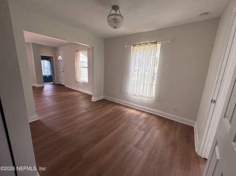 2712 Cherrywood Road, Jacksonville FL - photo 8 of 20