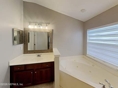 13895 Fish Eagle Drive, Jacksonville FL - photo 11 of 24