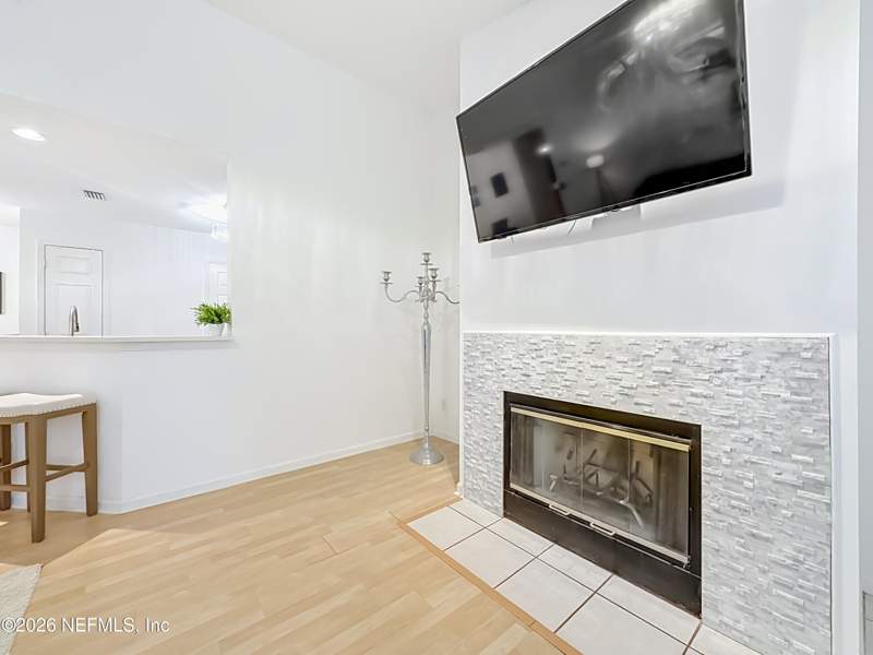 2 bedroom Condominium at 13715 Richmond Park Drive #105, Windsor Pointe, Jacksonville — photo 5