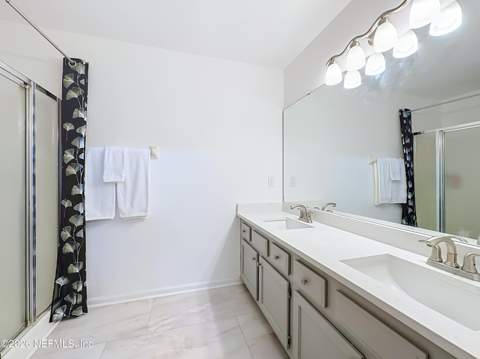 13715 Richmond Park Drive #105, Jacksonville FL - photo 22 of 49