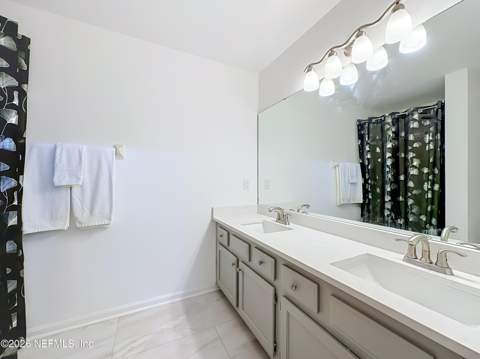 13715 Richmond Park Drive #105, Jacksonville FL - photo 21 of 49