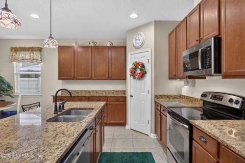 3195 Treeside Lane, Green Cove Springs FL - photo 13 of 52
