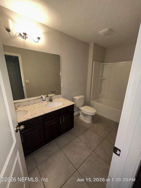11493 Paceys Pond Circle, Jacksonville FL - photo 13 of 18