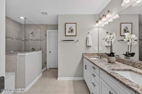 12184 Hatherden Court, Jacksonville FL - photo 21 of 49