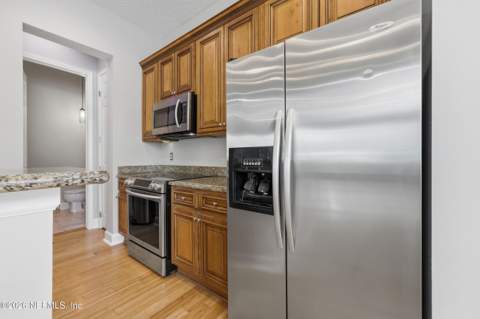 400 14th Avenue #B, Jacksonville Beach FL - photo 13 of 47