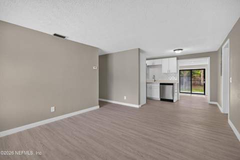 184 Draco Street, Orange Park FL - photo 7 of 41