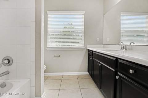 7261 Longleaf Branch Drive, Jacksonville FL - photo 17 of 21