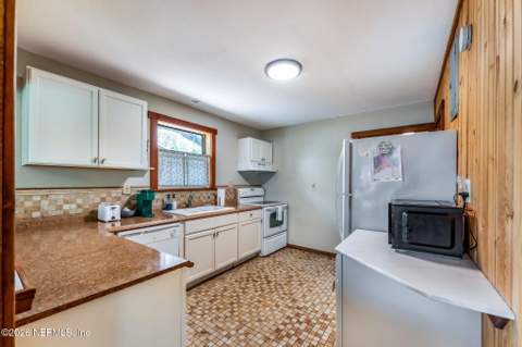 5051 Klare Drive, Keystone Heights FL - photo 11 of 27