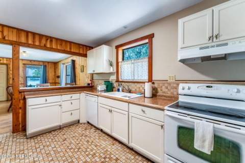 5051 Klare Drive, Keystone Heights FL - photo 10 of 27