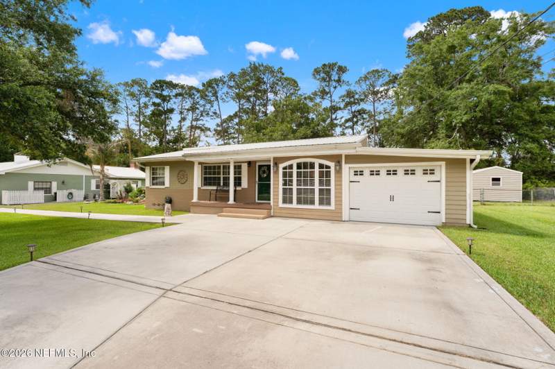 3 bedroom Single Family Residence at 5825 Ovella Road, Eisenhower Acres, Jacksonville — photo 2