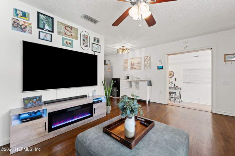 3 bedroom Single Family Residence at 5825 Ovella Road, Eisenhower Acres, Jacksonville — photo 5
