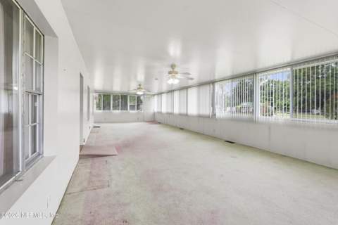 11245 Lorence Avenue, Jacksonville FL - photo 24 of 50