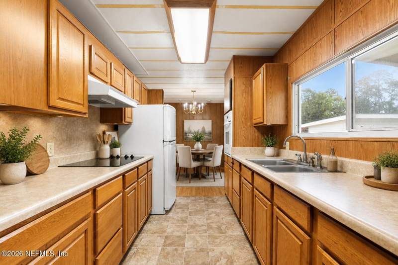 3 bedroom Single Family Residence at 11245 Lorence Avenue, Pineview Heights, Jacksonville — photo 4