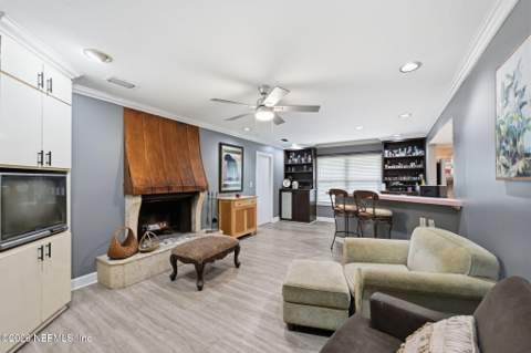 1714 Lighty Lane, Neptune Beach FL - photo 13 of 48