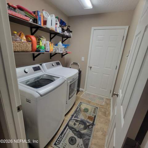 6315 Trimpe Lane, Jacksonville FL - photo 16 of 26