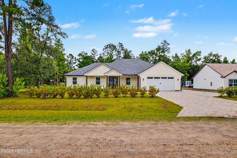 4 bedroom Single Family Residence at 44024 Breezy Lane, Callahan, Callahan — photo 4