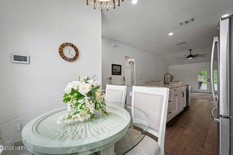 3 bedroom Single Family Residence at 13253 Mendenhall Place, Waverly Place, Jacksonville — photo 5