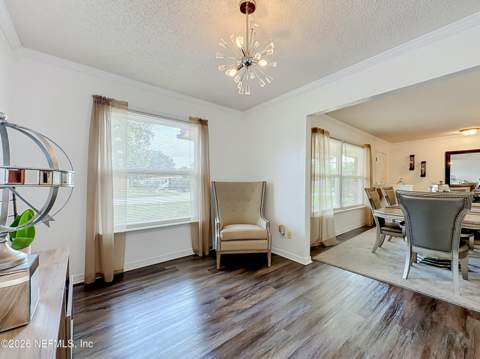 7224 Blackberry Lane, Jacksonville FL - photo 9 of 30