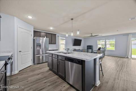 2257 Willow Springs Drive, Green Cove Springs FL - photo 11 of 32