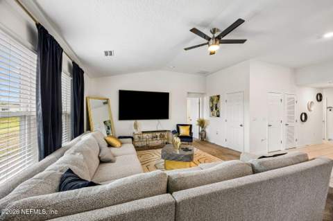 1270 Panther Lake Parkway, Jacksonville FL - photo 7 of 40