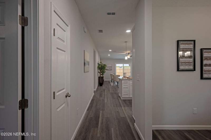 4 bedroom Single Family Residence at 985 Noah Road, John Broward, Jacksonville — photo 3